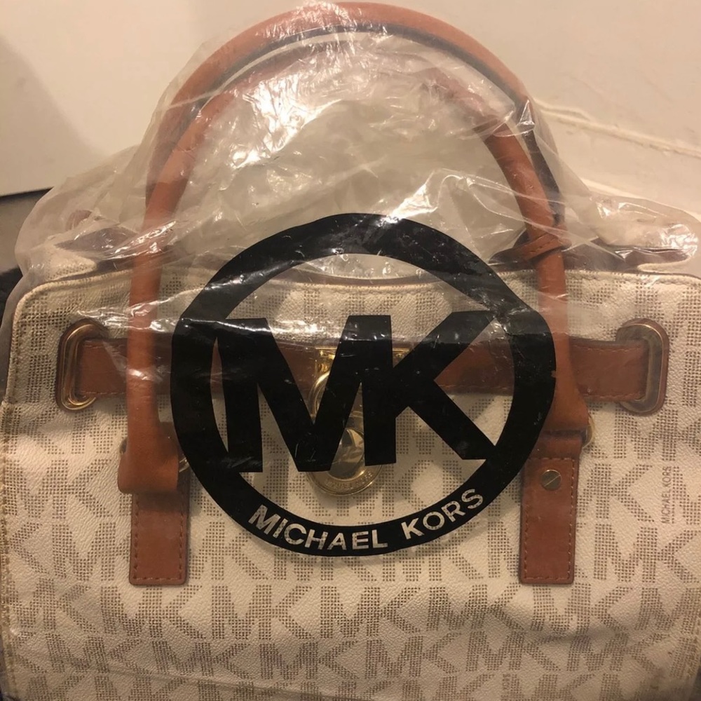 Michael kors bag - Picture 2 of 11